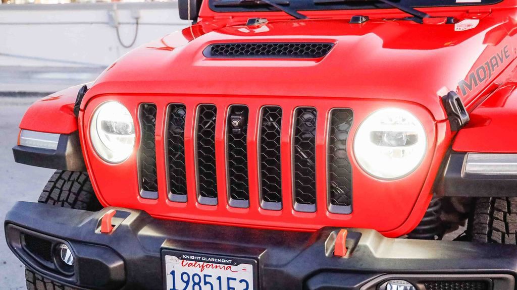 Used 2021 Jeep Gladiator Mojave image 6