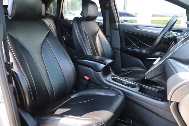 Used 2017 Lincoln MKC Premiere AWD/4WD image 37