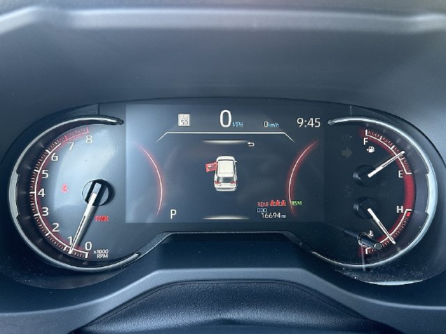 Certified 2025 Toyota RAV4 LE FWD image 22