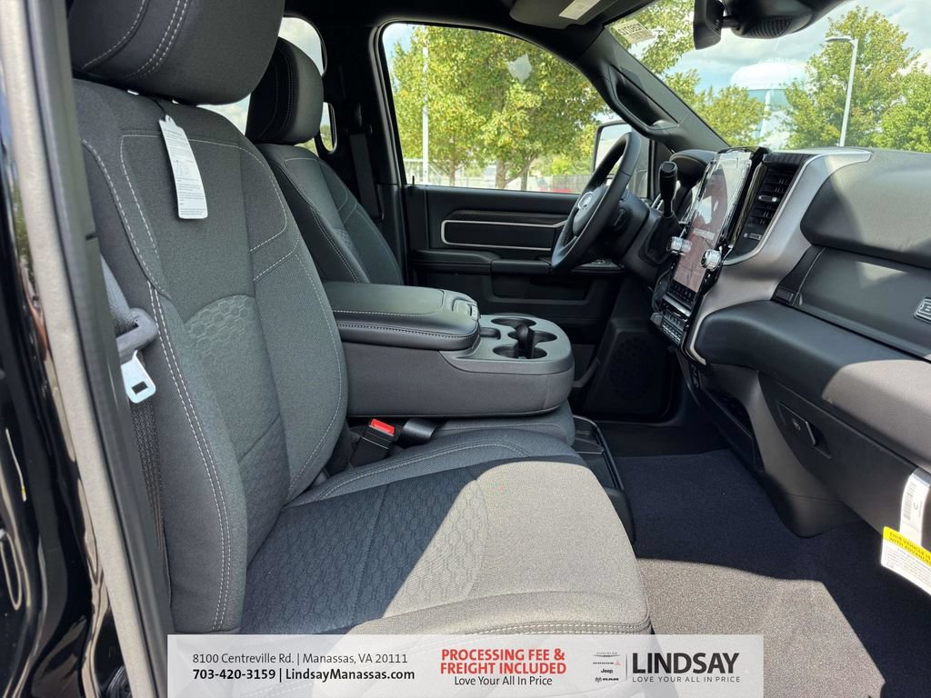 New 2026 RAM 3500 Big Horn AWD/4WD image 13