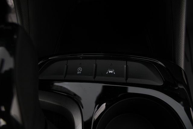 New 2026 Buick Envista Sport Touring w/ Convenience I Package FWD image 7
