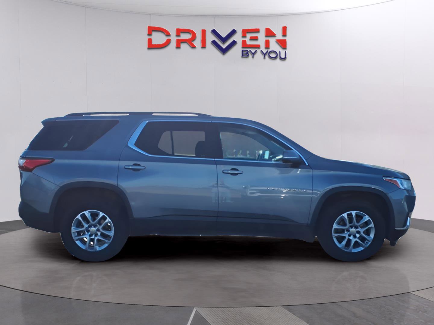 Used 2021 Chevrolet Traverse LT image 6