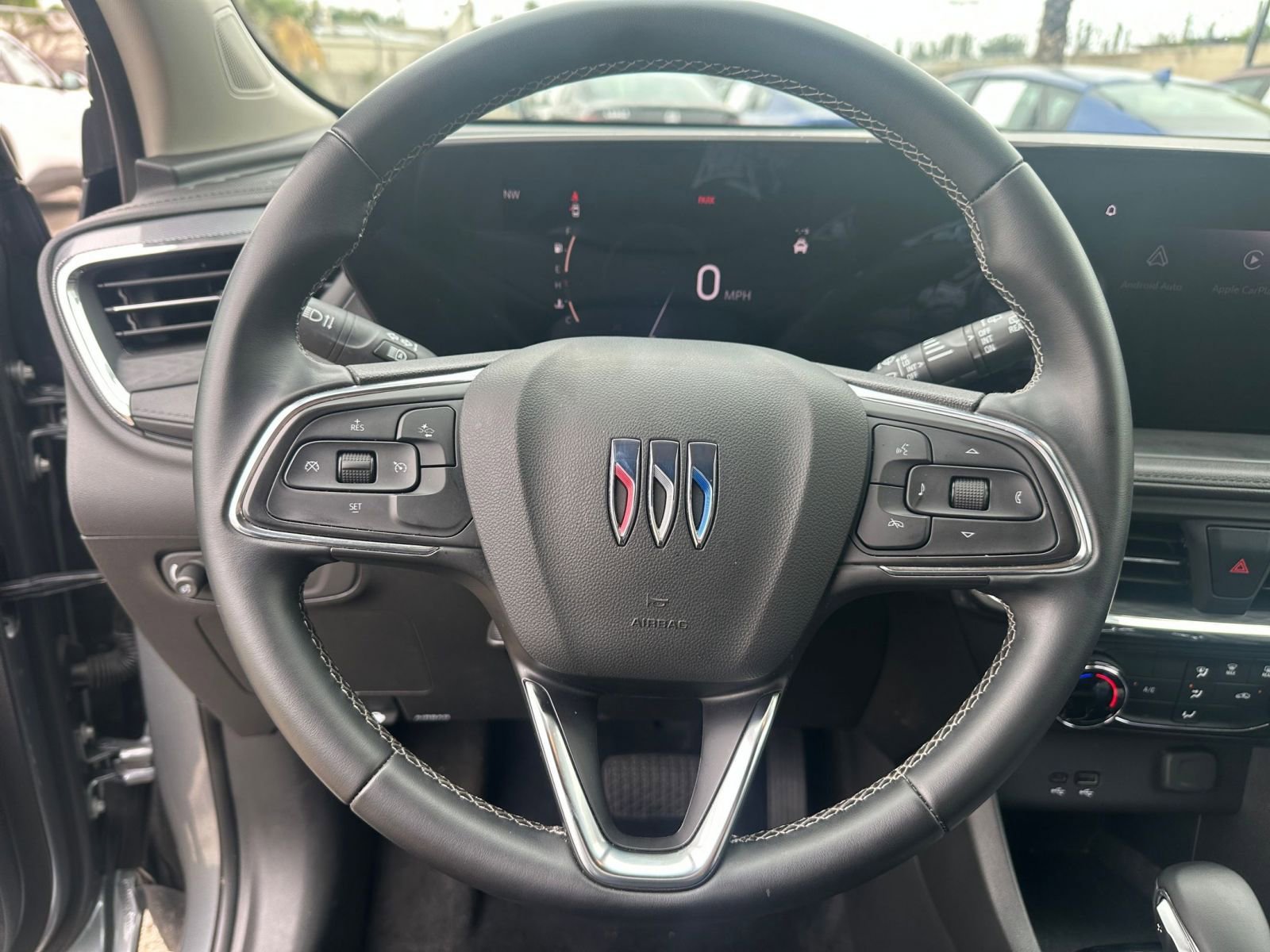 Used 2025 Buick Encore GX Preferred image 27