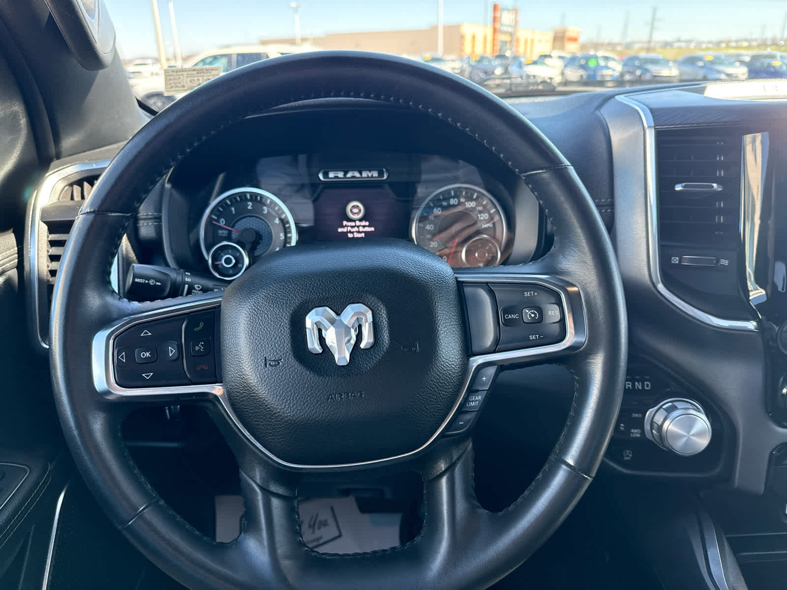 Used 2024 RAM 1500 Laramie image 28