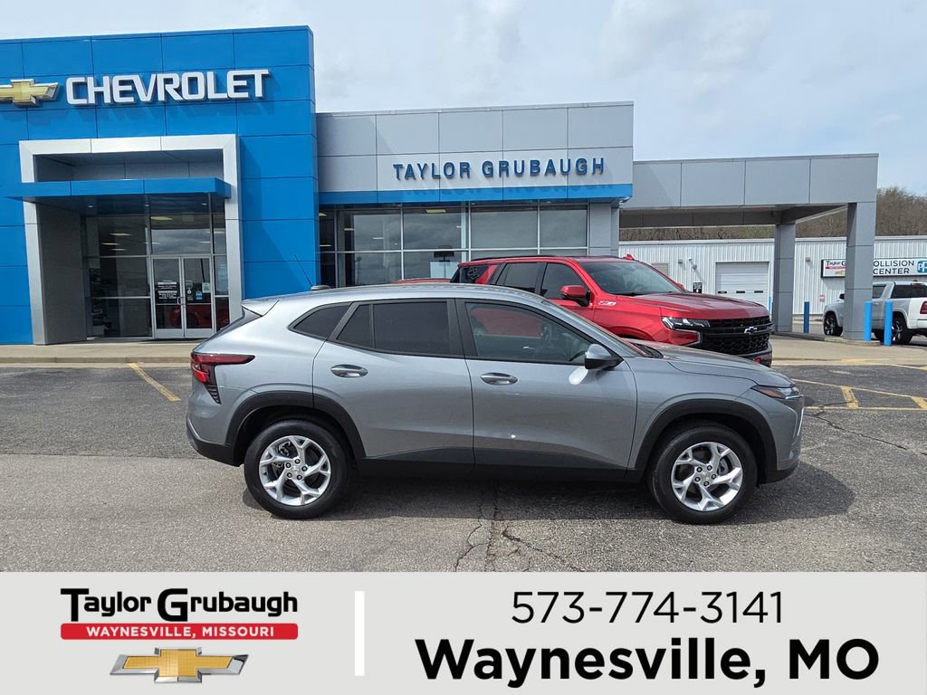 New 2026 Chevrolet Trax LS w/ LS Convenience Package FWD image 1