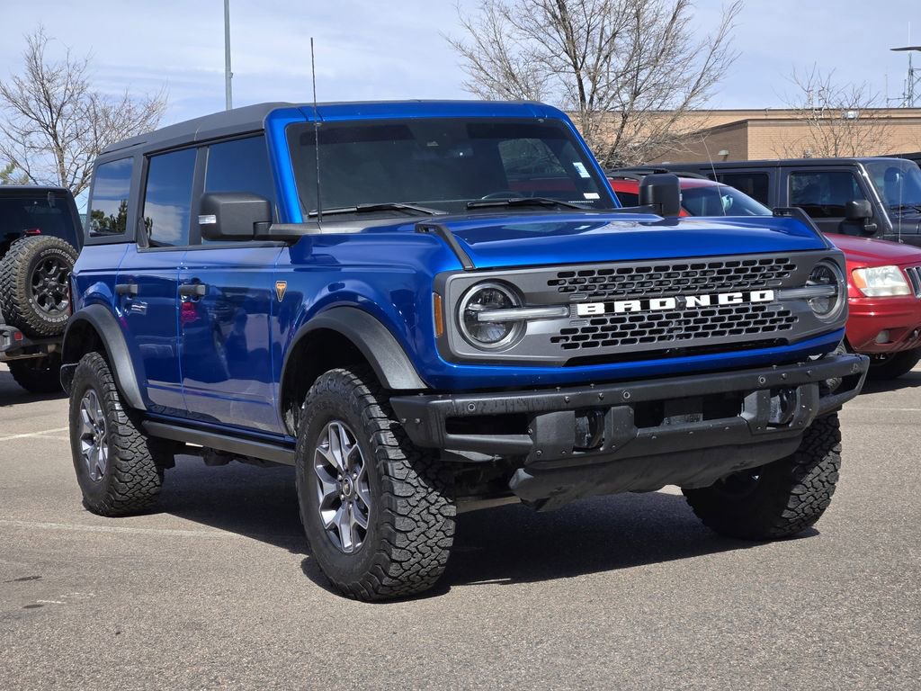 Used 2022 Ford Bronco Badlands image 2