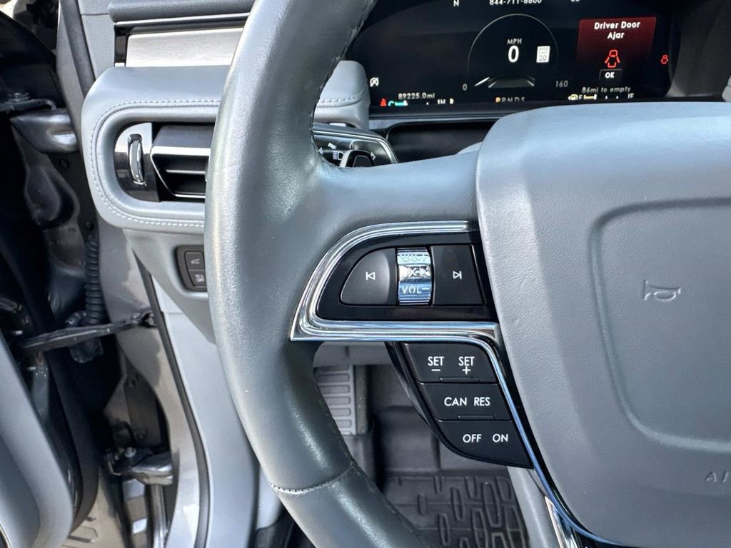 Used 2021 Lincoln Nautilus Reserve w/ Class II Trailer Tow Package image 25