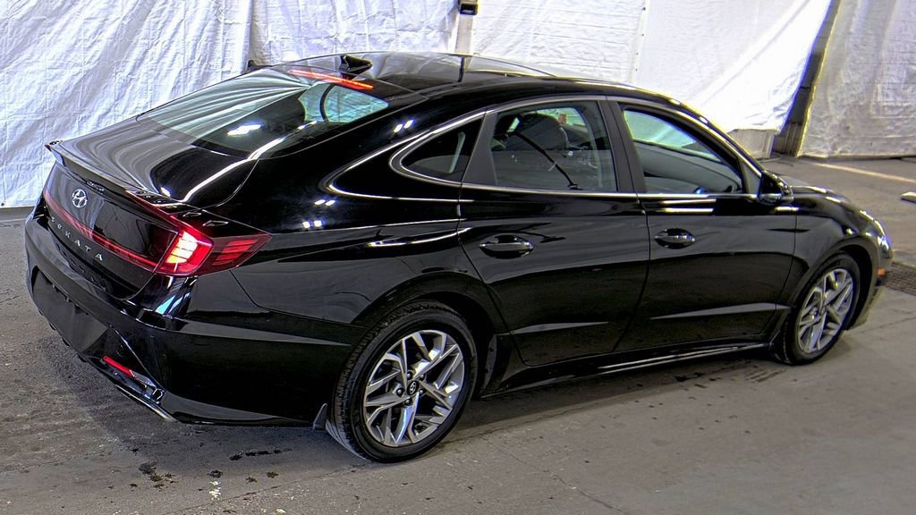 Used 2022 Hyundai Sonata SEL w/ Convenience Package FWD image 4