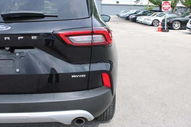Used 2023 Ford Escape Active AWD/4WD image 43