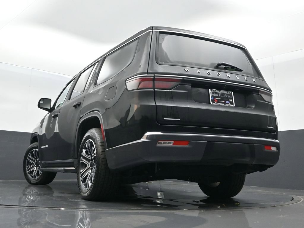 Used 2022 Jeep Wagoneer Series III w/ Flexible Seating Group image 37