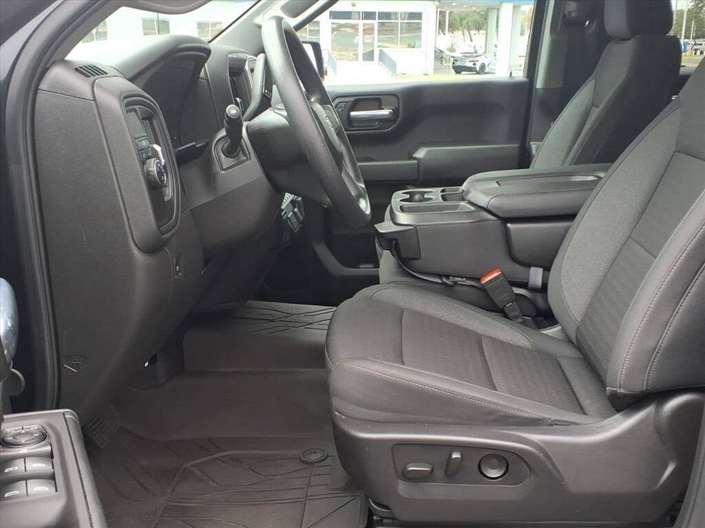Used 2025 Chevrolet Silverado 1500 Custom RWD image 19
