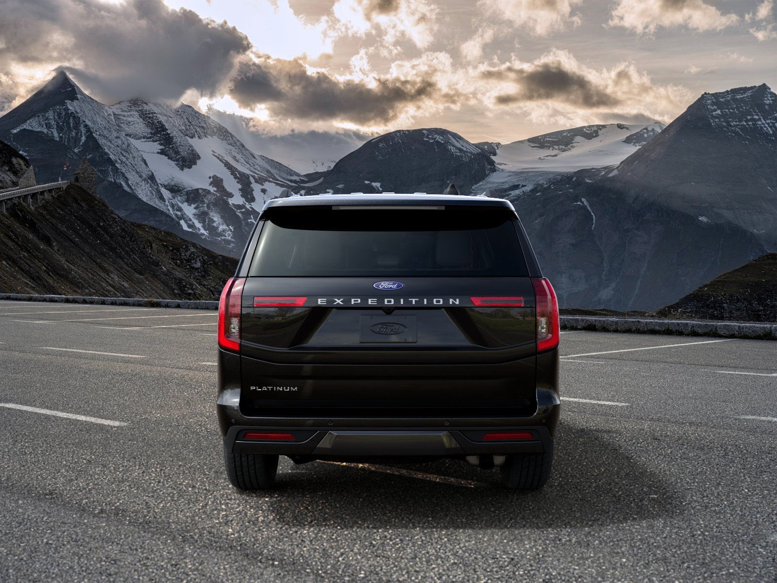 New 2027 Ford Expedition Platinum w/ Platinum Ultimate Package AWD/4WD image 7