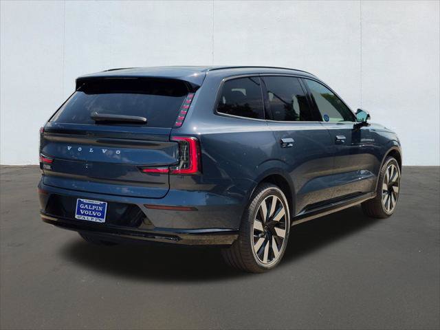 New 2026 Volvo EX90 Plus AWD/4WD image 2