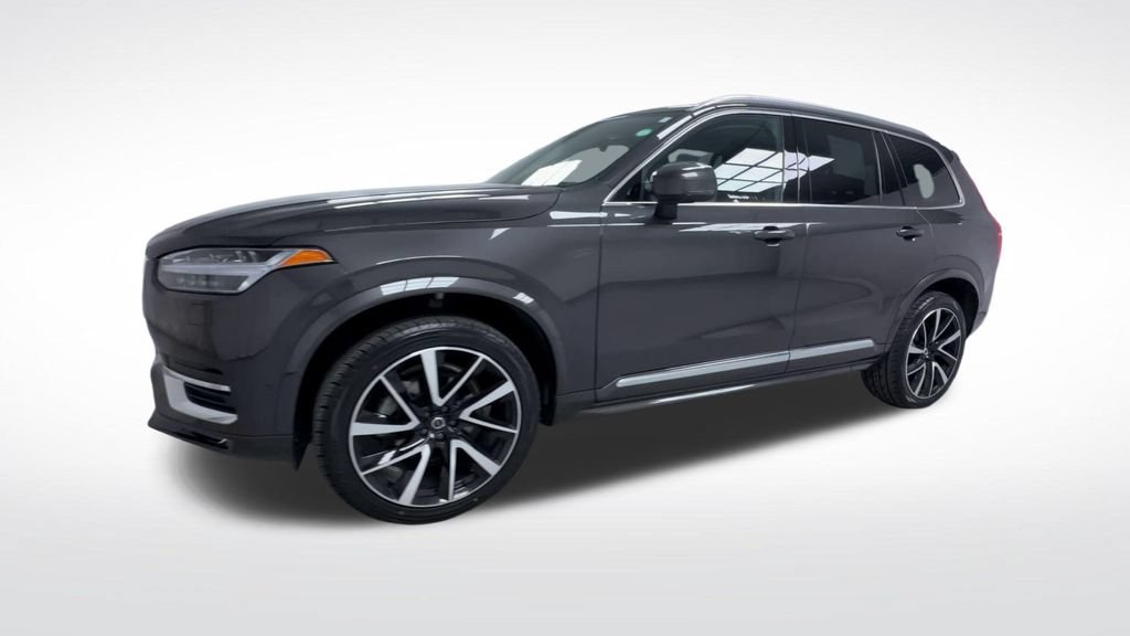 Used 2024 Volvo XC90 B6 Ultimate w/ Protection Package Premier AWD/4WD image 4