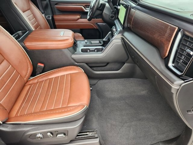 Used 2024 GMC Sierra 2500 Denali Ultimate image 13