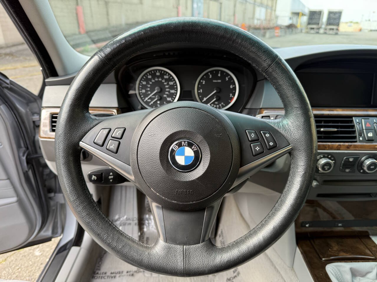Used 2007 BMW 530xi Sedan AWD/4WD image 36