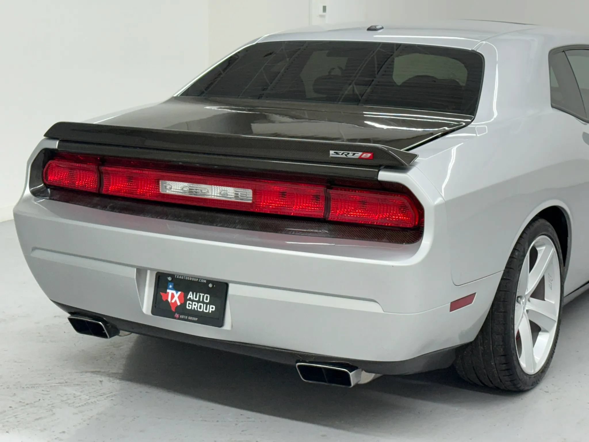 Used 2008 Dodge Challenger SRT8 RWD image 65