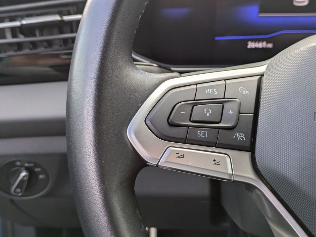 Used 2025 Volkswagen Jetta Sport image 18