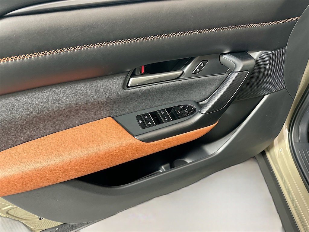 New 2026 MAZDA CX-50 Meridian Edition w/ Weather Package image 9