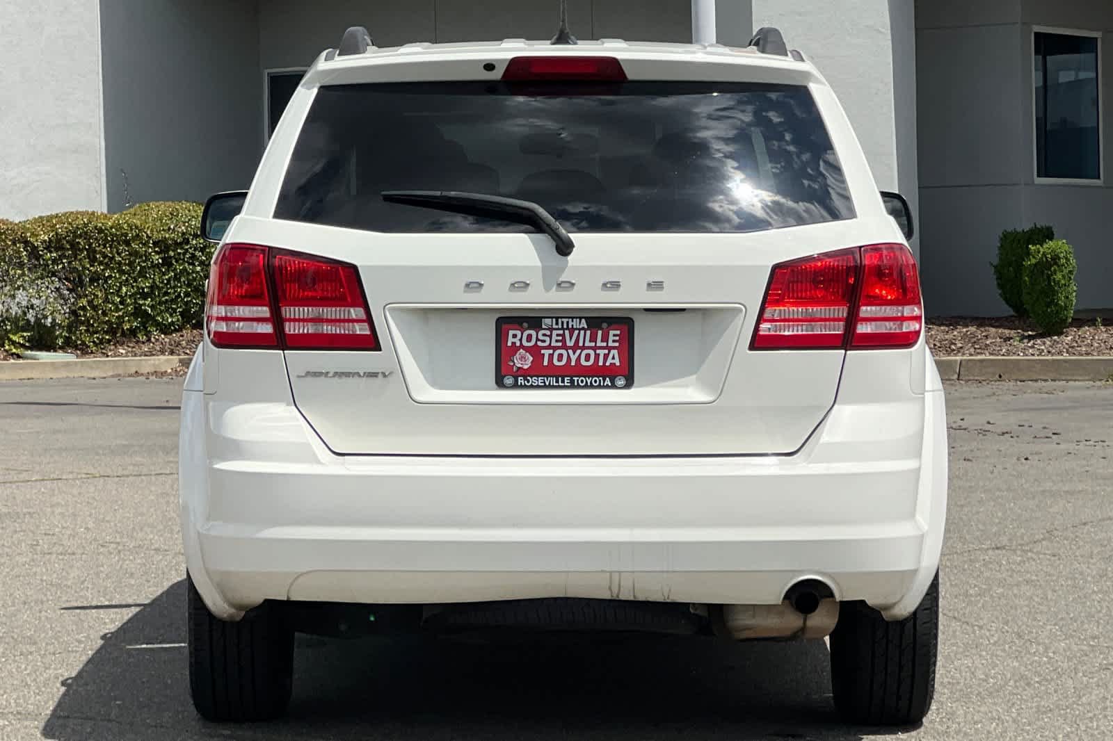 Used 2018 Dodge Journey SE w/ Connectivity Group FWD image 8