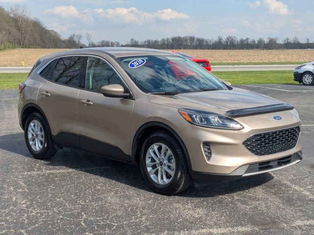 Used 2020 Ford Escape SE image 3