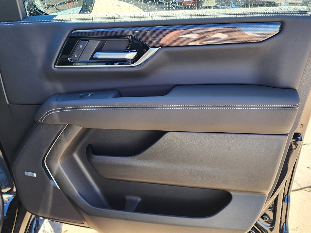 New 2026 GMC Yukon Elevation image 39