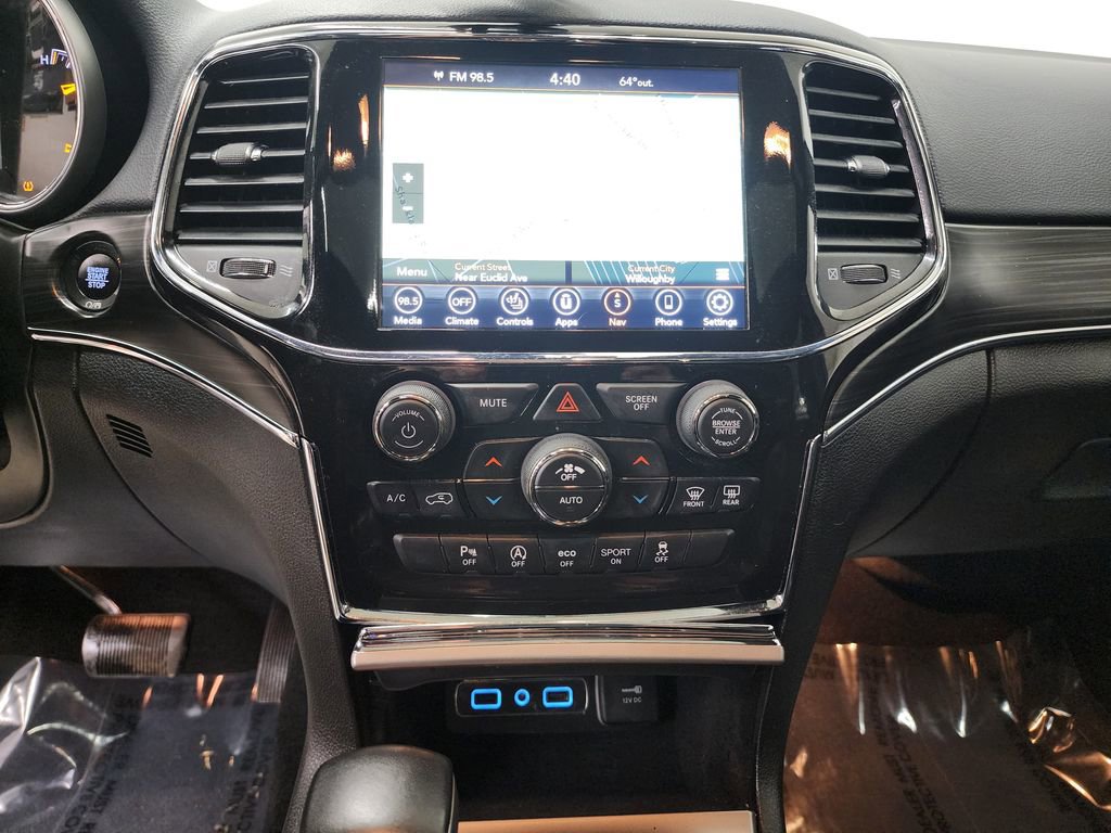 Used 2022 Jeep Grand Cherokee Limited image 18