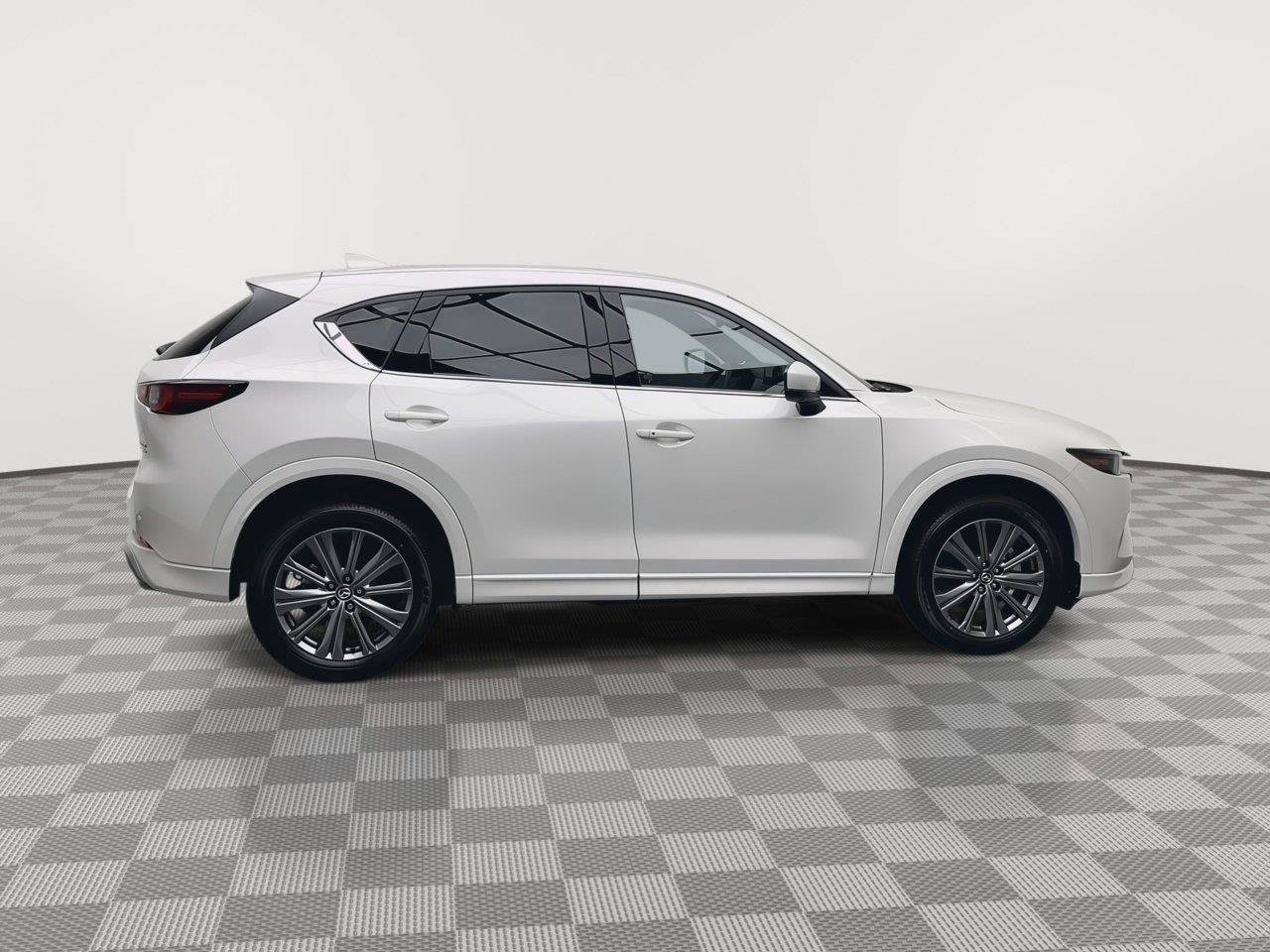 Certified 2025 MAZDA CX-5 Signature AWD/4WD image 40