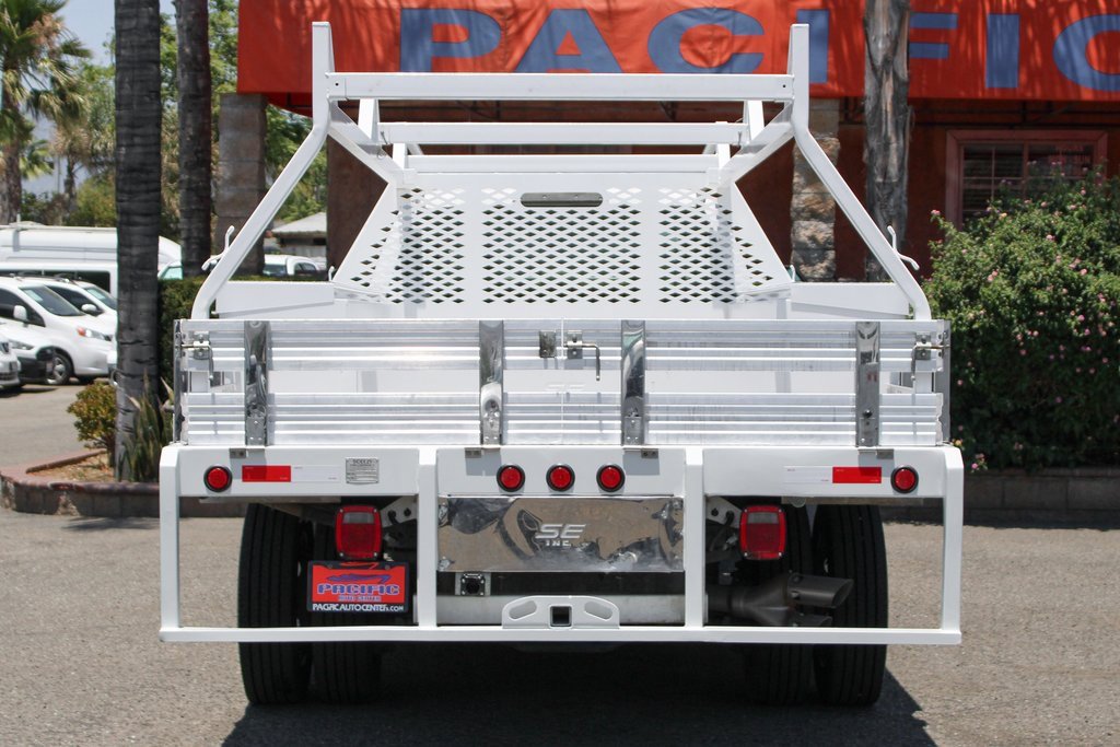 Used 2017 Ford F450 XL w/ Power Equipment Group image 7