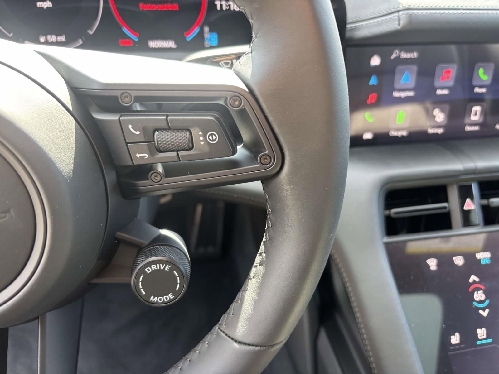 New 2026 Porsche Taycan AWD/4WD image 28