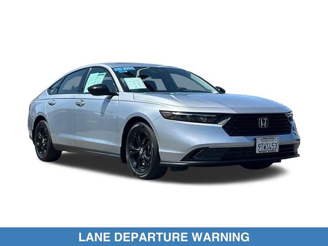 Certified 2025 Honda Accord SE image 4