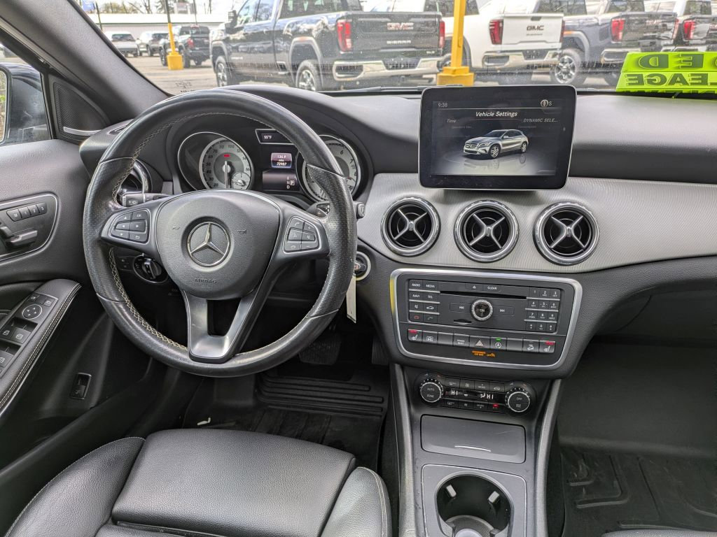 Used 2017 Mercedes-Benz GLA 250 4MATIC image 15