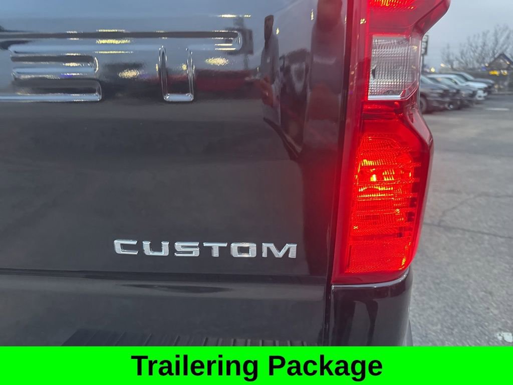 Used 2024 Chevrolet Silverado 1500 Custom image 6