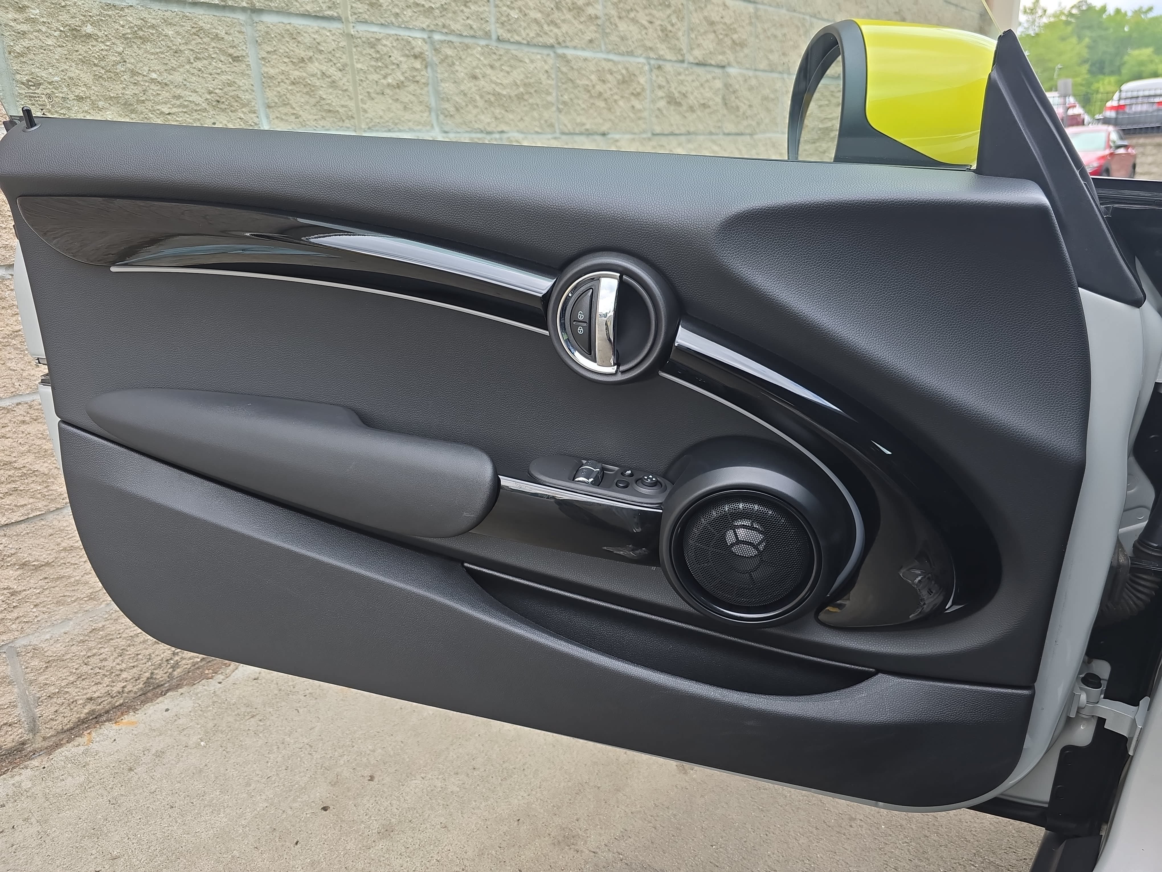 Used 2023 MINI Cooper SE FWD image 26