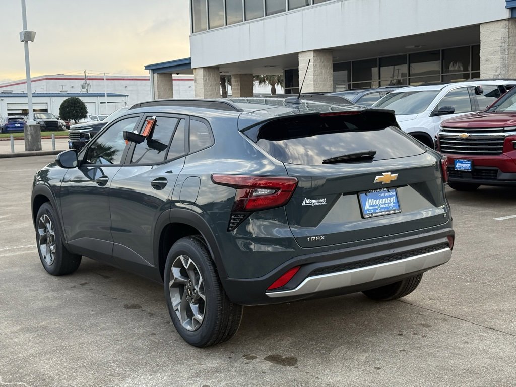 New 2026 Chevrolet Trax LT w/ Sunroof Package image 14