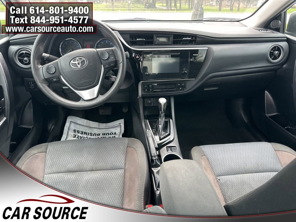 Used 2017 Toyota Corolla LE FWD image 12
