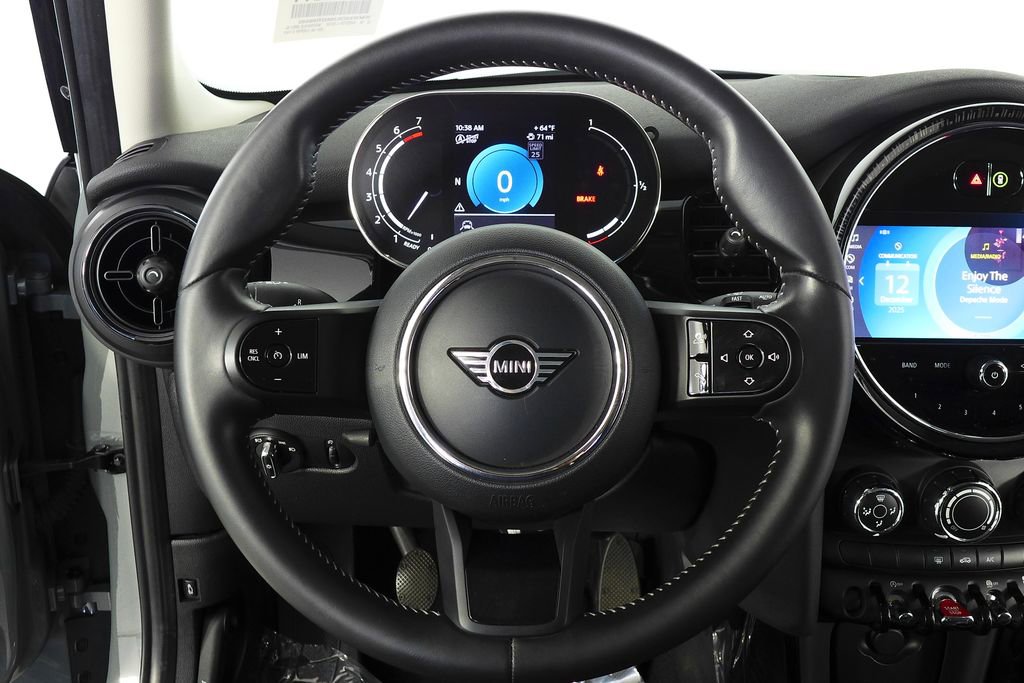 Used 2022 MINI Cooper S image 26