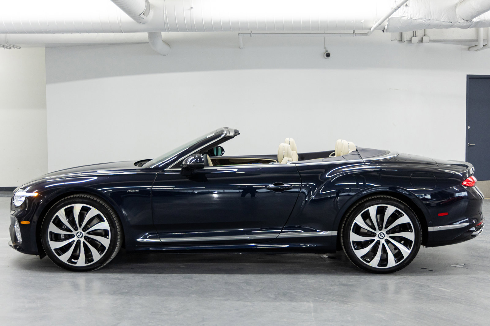 New 2026 Bentley Continental GTC image 2