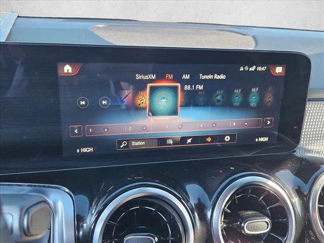 Used 2022 Mercedes-Benz GLB 250 image 12