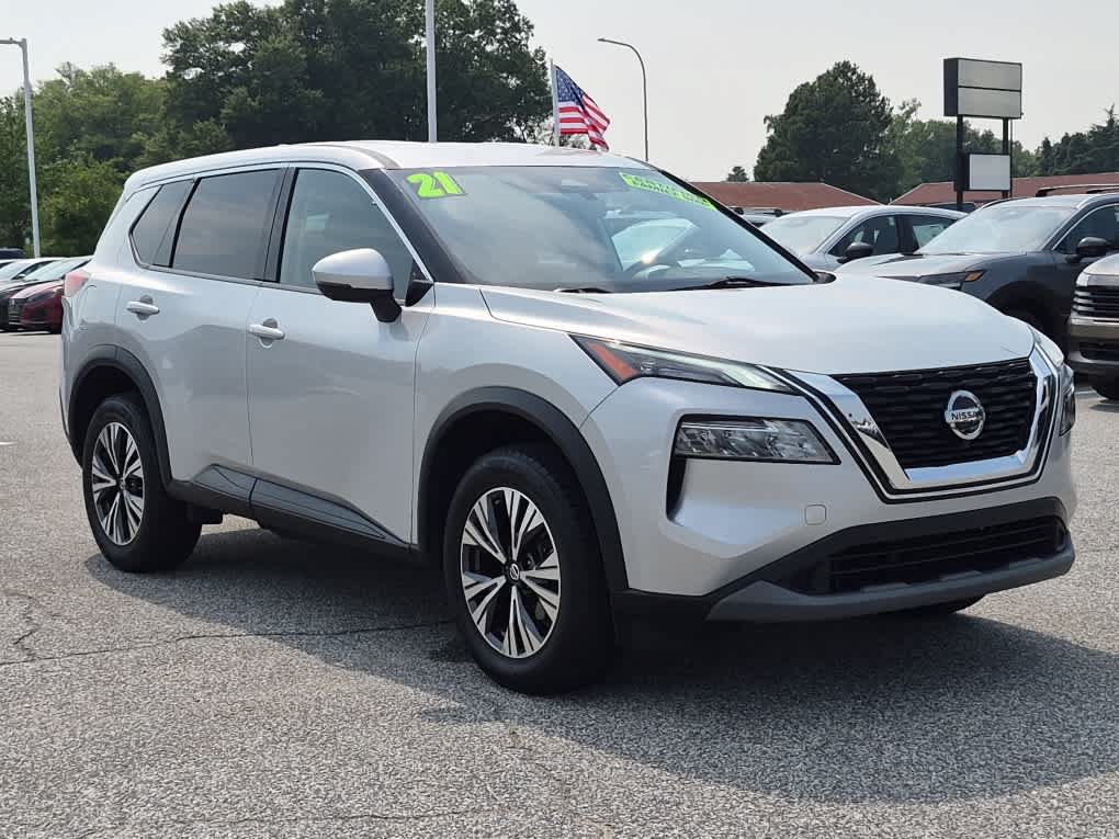 Used 2021 Nissan Rogue SV AWD/4WD image 2