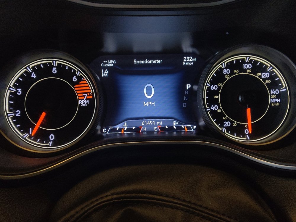 Used 2023 Jeep Cherokee Altitude Lux image 23