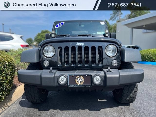 Used 2014 Jeep Wrangler Rubicon w/ Power Convenience Group AWD/4WD image 12