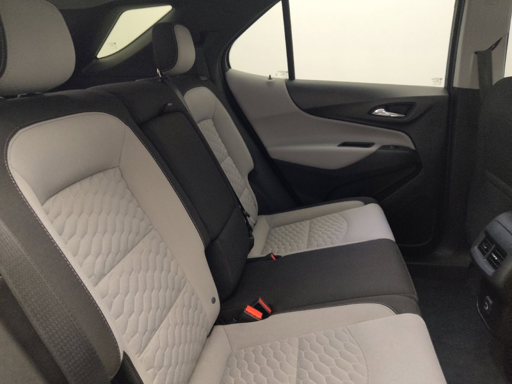 Used 2019 Chevrolet Equinox LS FWD image 19