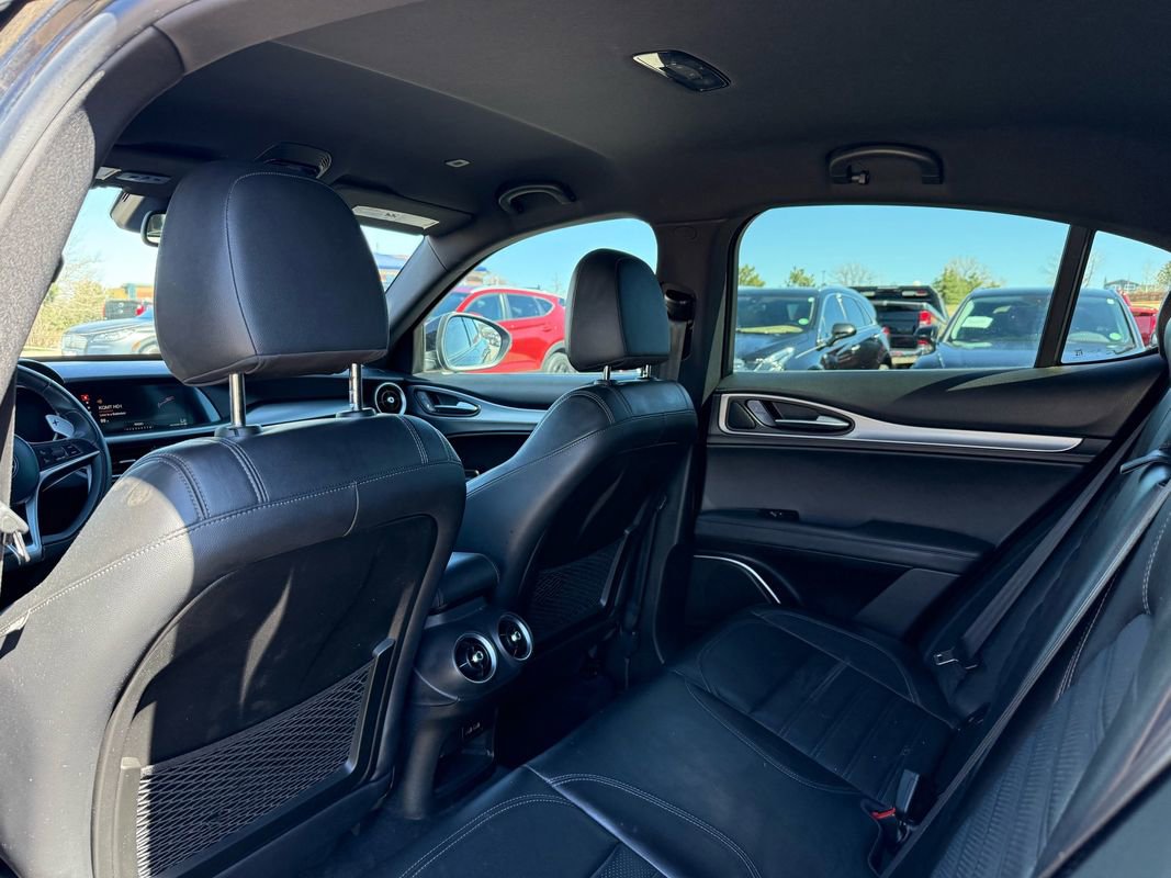 Used 2018 Alfa Romeo Stelvio Ti Sport image 16