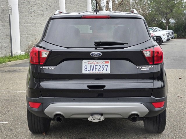 Used 2019 Ford Escape Titanium image 5