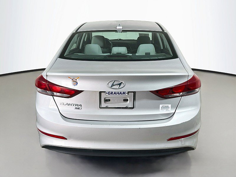 Used 2017 Hyundai Elantra SE FWD image 6