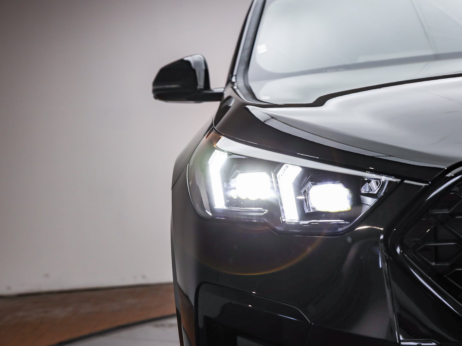 New 2026 BMW X2 xDrive28i w/ Technology Package image 5