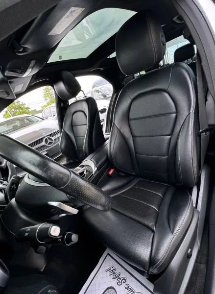 Used 2015 Mercedes-Benz C 300 4MATIC Sedan image 19