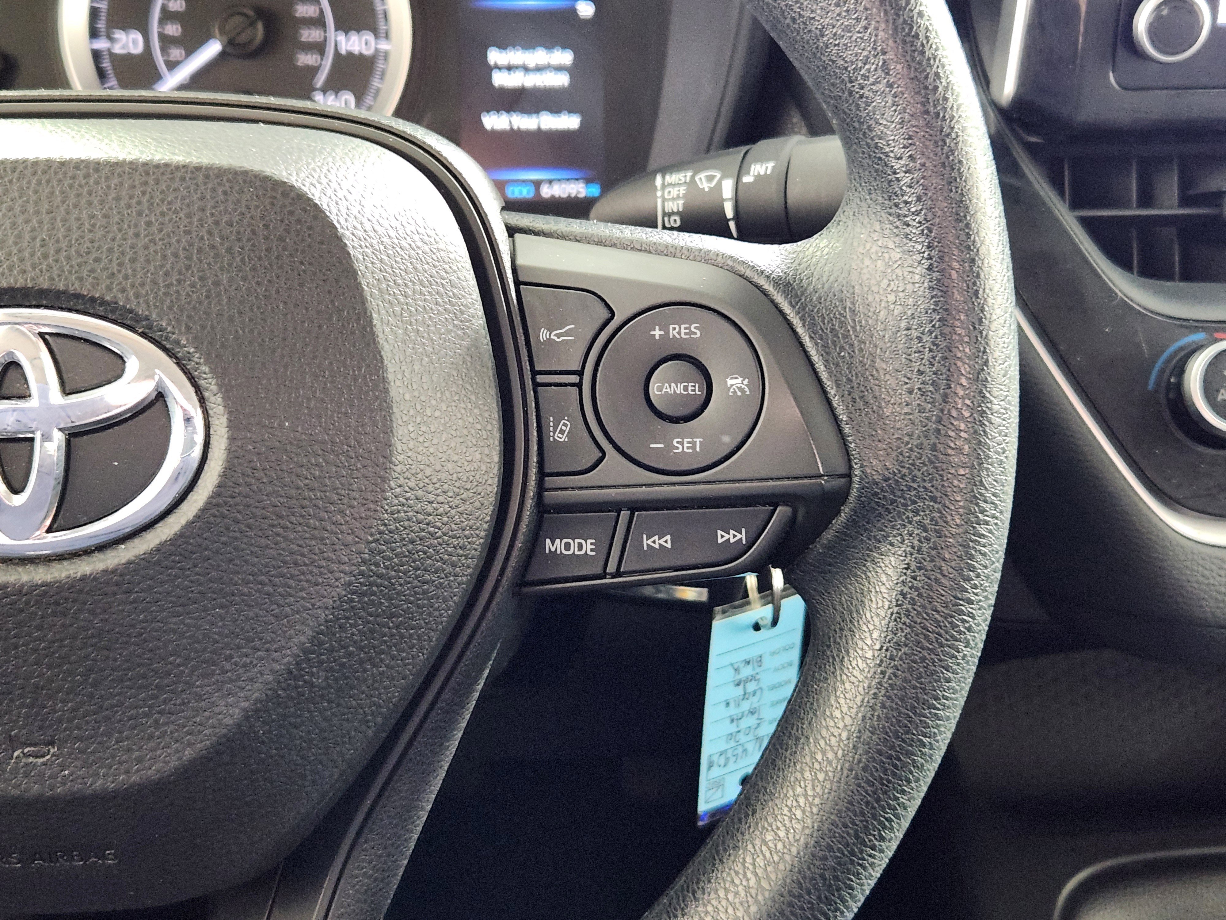 Used 2020 Toyota Corolla LE image 19