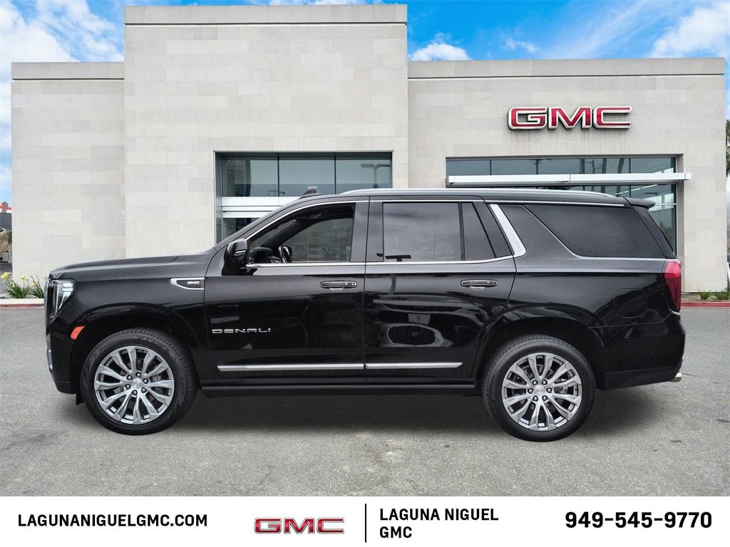 Used 2023 GMC Yukon Denali w/ Denali Reserve Package image 6
